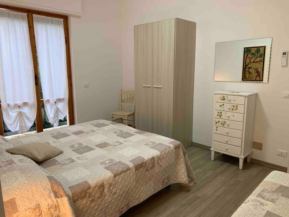 Residence Mare Verde Pietra Ligure Bagian luar foto