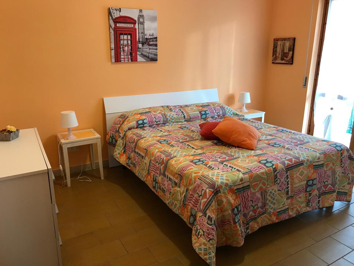 Residence Mare Verde Pietra Ligure Bagian luar foto